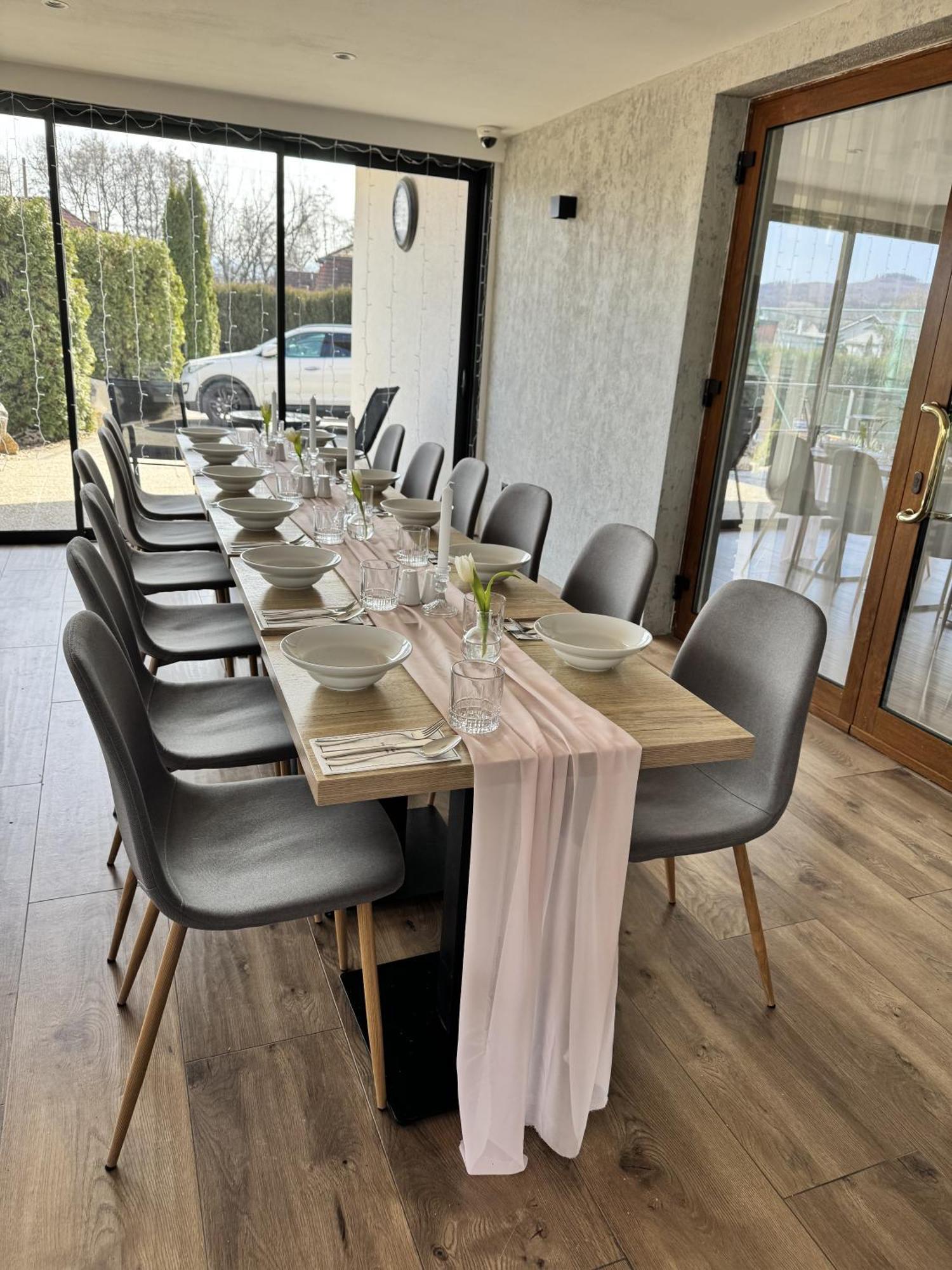 Raketa Residence, Restaurant & Hotel Prievidza Exterior photo